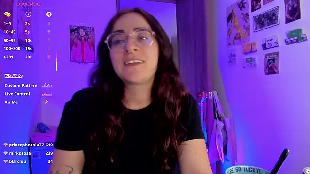 linda_giggle: онлайн-секс-чат