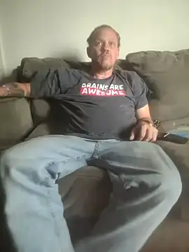 yourMasterisBored élő XXX-chatje