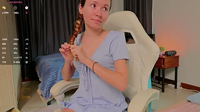 PocketElsa's Live XXX Chat