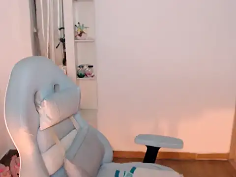 BOREAL_MOON live XXX chat