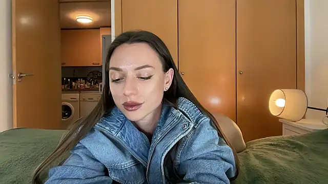 SweetTits26 Adlı Modelin Canlı XXX Sohbeti