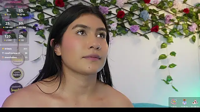 saraBow élő XXX-chatje