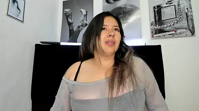 LinaBrowm Chat XXX in diretta