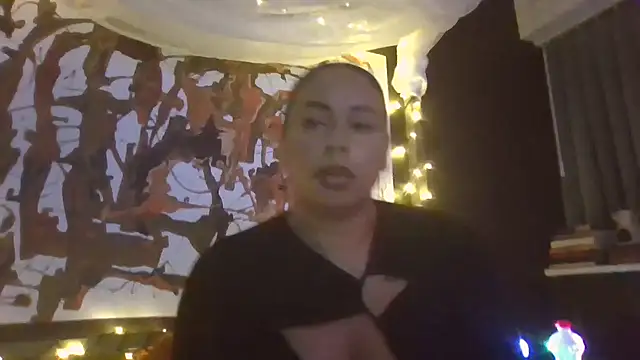 Chat XXX en directo de BigBootyJaydaxo