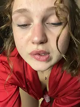 Emaline_Fane 现场XXX聊天