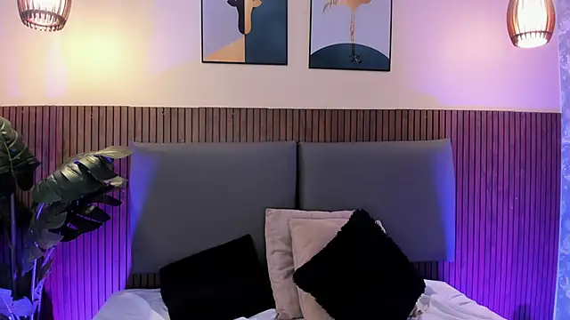 NicolleeEvanss live XXX chat