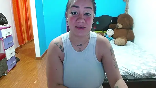 Andrea_deepsloppy live XXX chat