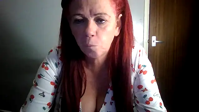 Forbidden-Irish-xのライブXXXチャット