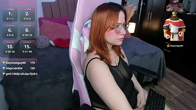 Nina_curves' Live XXX Chat