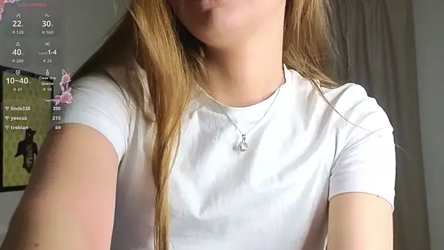 Show modela DevinAdinolfi na web-kameri