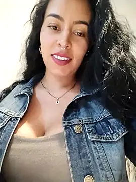 Luianna Live XXX-Chat