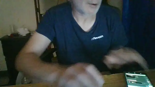 Charliebraum1974 现场XXX聊天