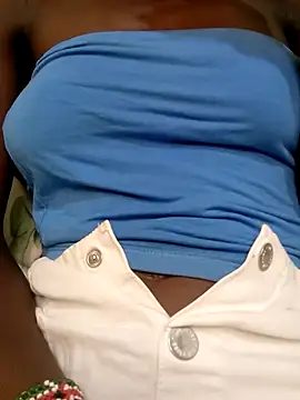 Petite_Ula লাইভ XXX চ্যাট