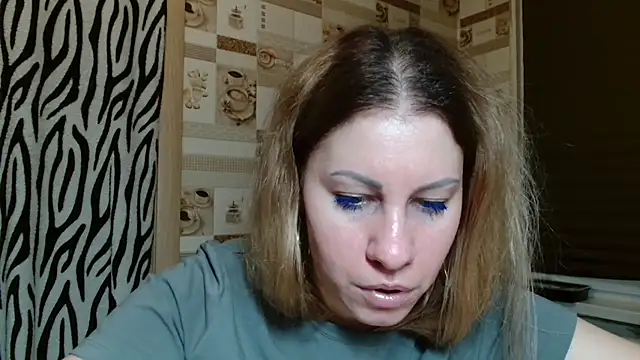 Chat XXX en directo de TherestlessKitty