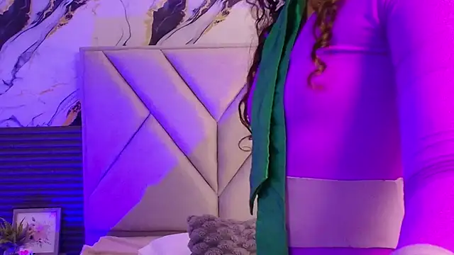 دردشة HemmaStar الجنسية المباشرة