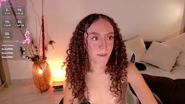 ChloeMoreti Chat XXX live