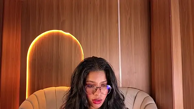 دردشة Alina_b_ الجنسية المباشرة