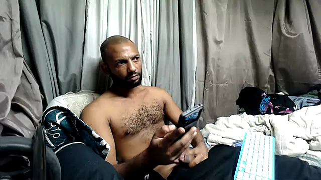 Chatroom XXX en direct de Camodick