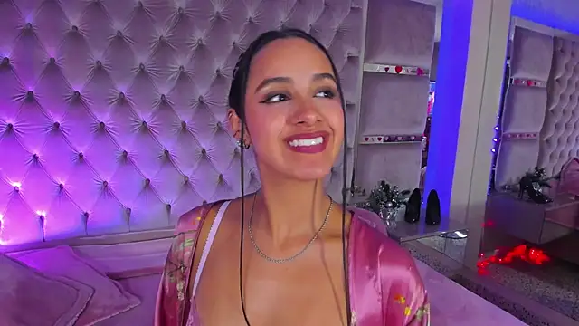 Harii_02 Adlı Modelin Canlı XXX Sohbeti