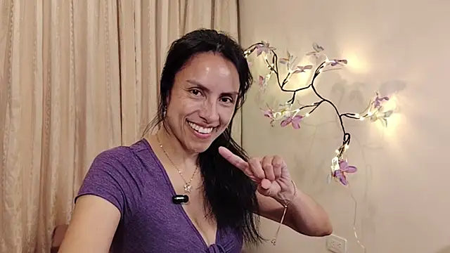 Bella_Exhibition Live XXX-chat