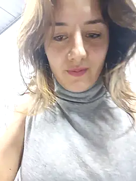 LuisaLean Live XXX-chat