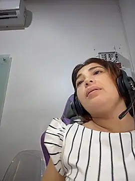 Sexy-CallCentern Live XXX chat