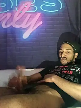 Mikaaa97 – Naživo XXX chat