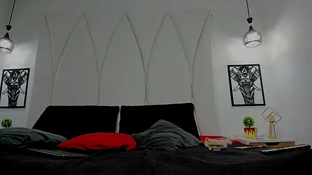 Mia_Reyesjs live XXX chat