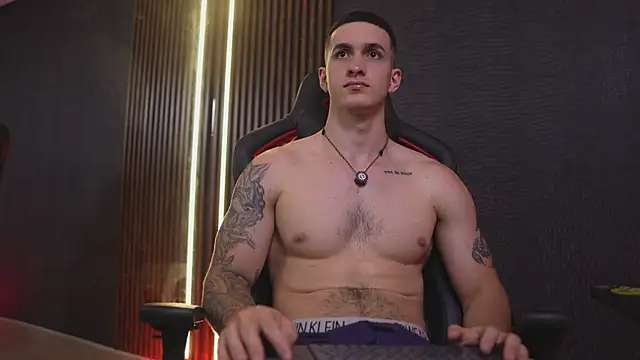 JacksonOlsenn's Live XXX Chat