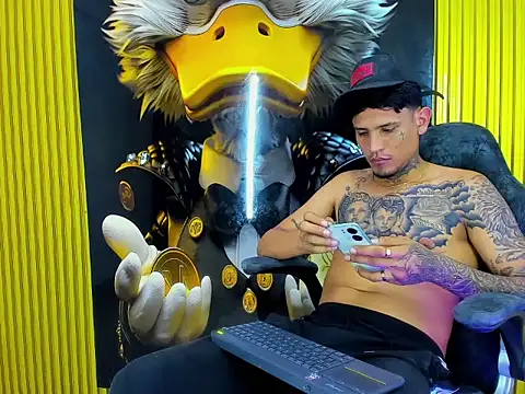 Winsord_Bigcock Webcam Show