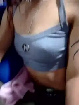 แชท XXX สดของ alejitaaa_machaadoo