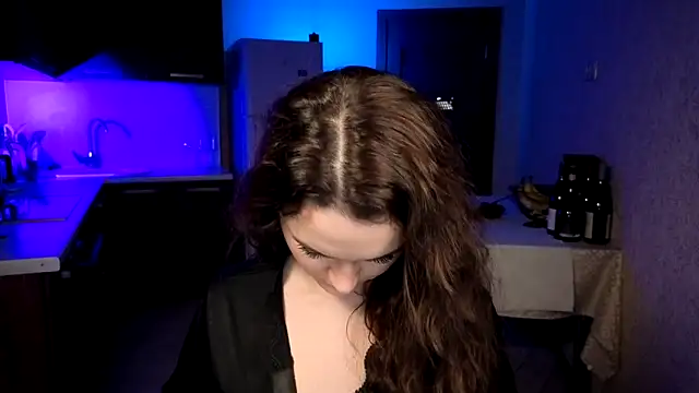 Cerann1 élő XXX-chatje