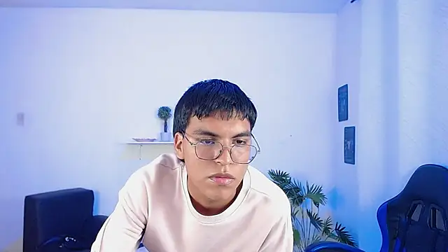 Maecum18 Live XXX-chat