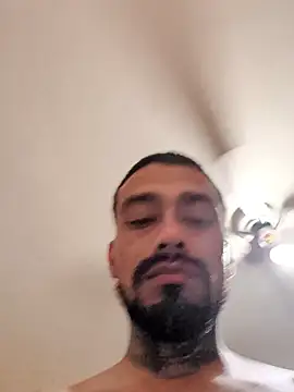 Cnutt310's Webcam Show