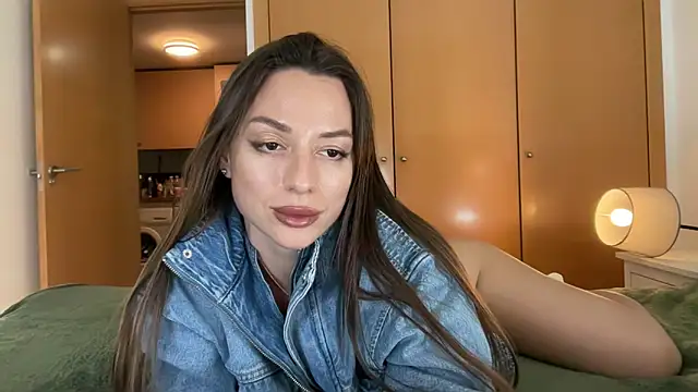 SweetTits26 Adlı Modelin Canlı XXX Sohbeti