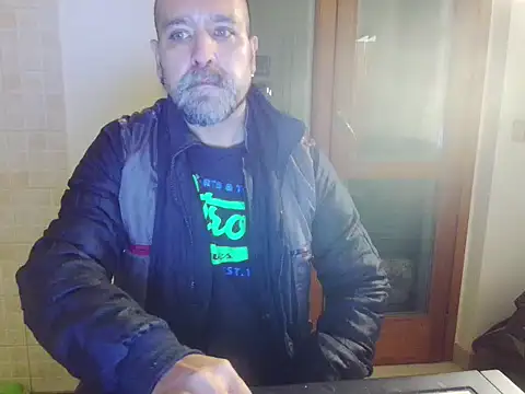 Chat XXX en directo de AMIRDIB2025