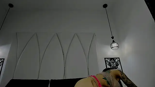 Mia_Reyesjs' Live XXX Chat