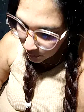 Chatroom XXX en direct de Ivy_horse_