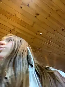 Isabella18_pink: απευθείας συνομιλία ΧΧΧ