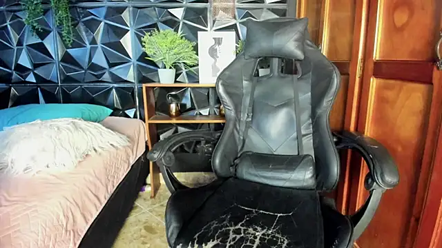 elliot_colton's Live XXX Chat