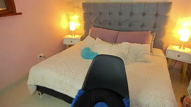 XXX chat uživo modela _Abril_W