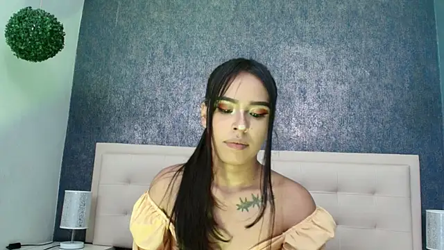 Cloeandtyfanny: онлайн-секс-чат