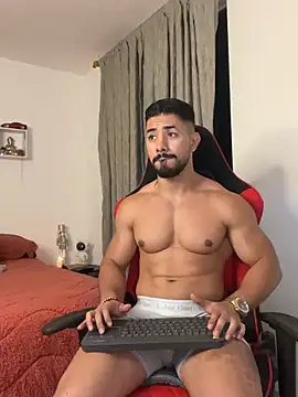 Ezzio_Scolaro Pertunjukan Webcam