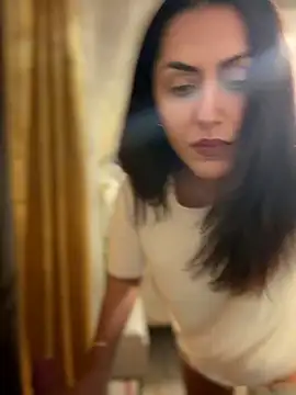 Czat XXX na żywo – YourQueen18