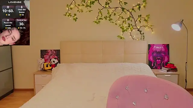 Iwi_wi_wi's Live XXX Chat