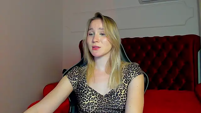 ElaraVoltage – Live XXX-chat