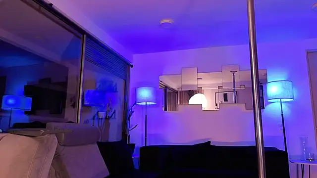 mandi4pole_ 即時 XXX 聊天