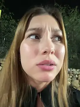 Nikii__ Adlı Modelin Web Kamerası Şovu