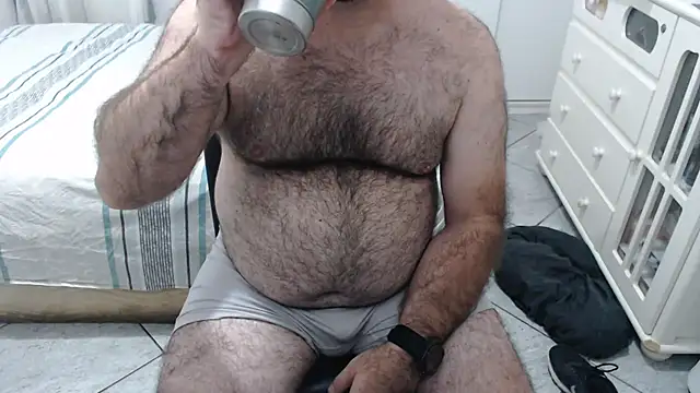 Pokazy przed kamerką – MysterBearMG