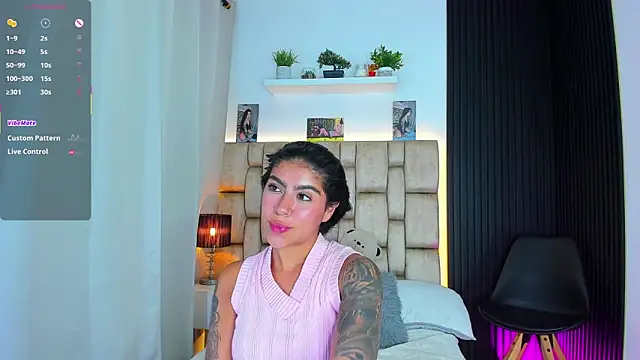 little_sophie18 Live XXX Chat